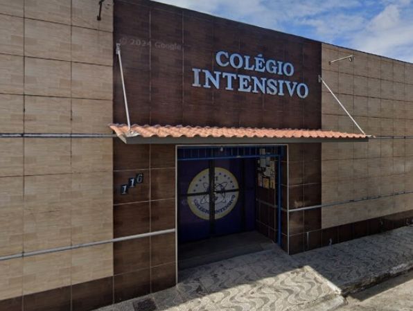 Foto de Colégio Intensivo - Bayeux